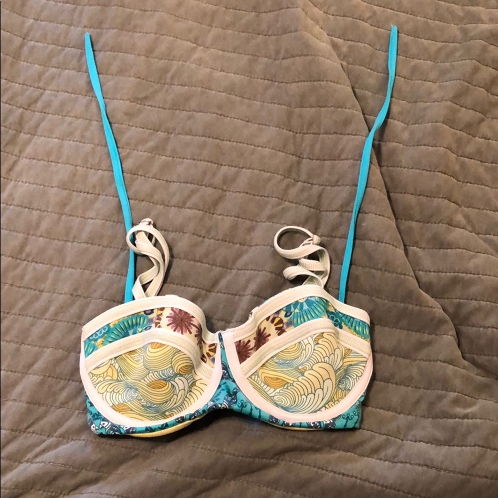 Maaji bikini top small